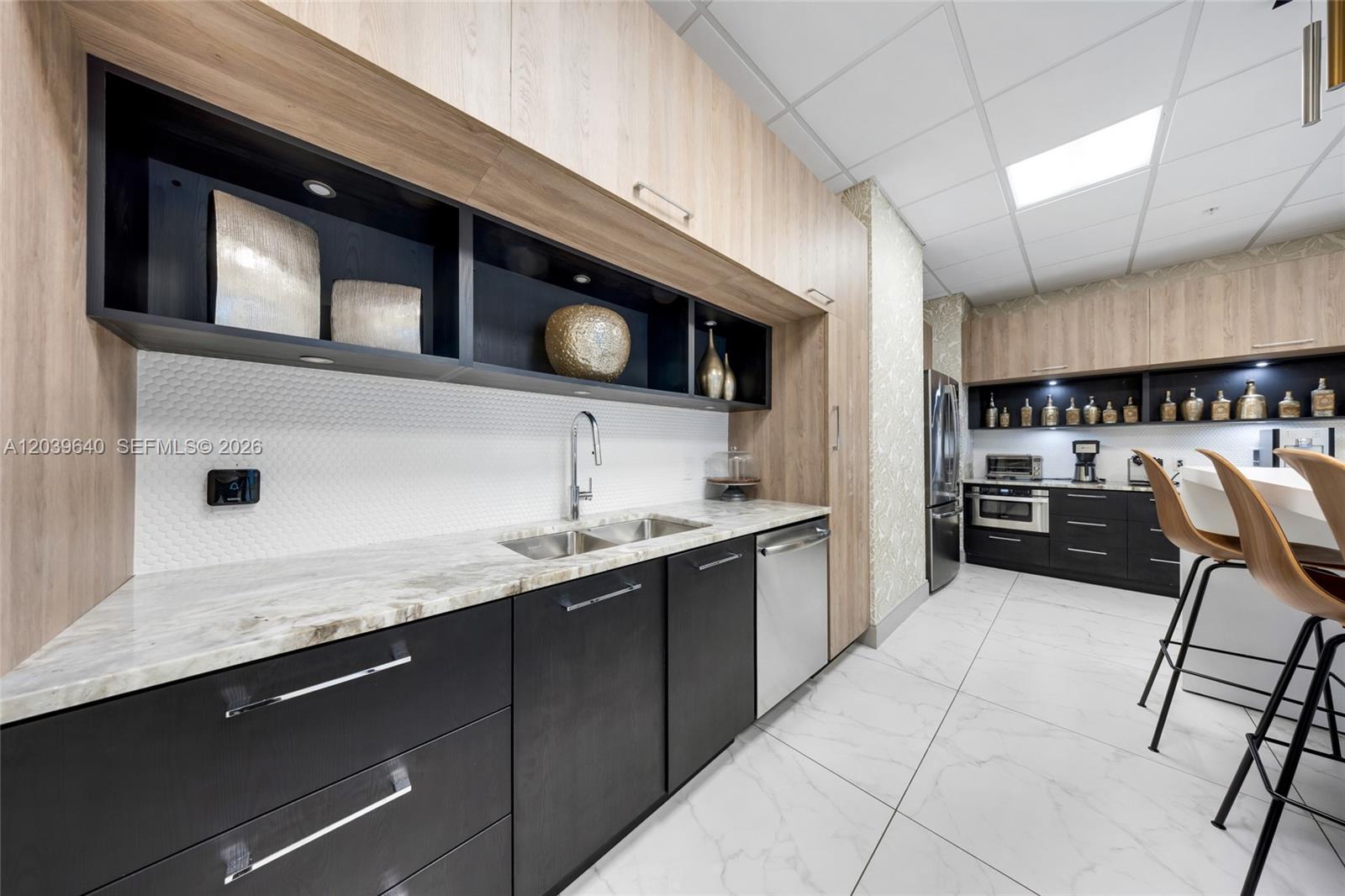2980 NE 207th St # 709 Unit: 707-709