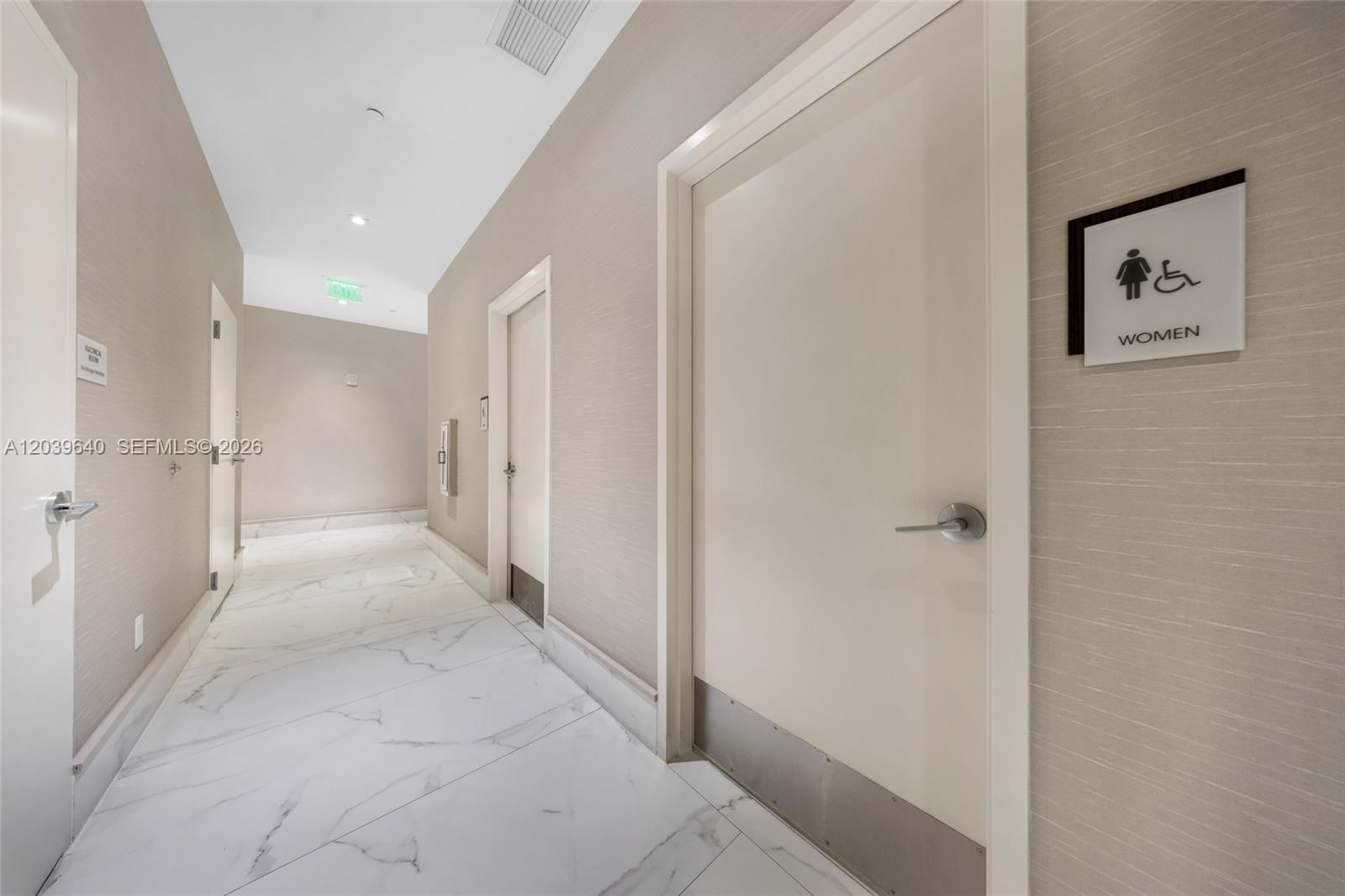 2980 NE 207th St # 709 Unit: 707-709