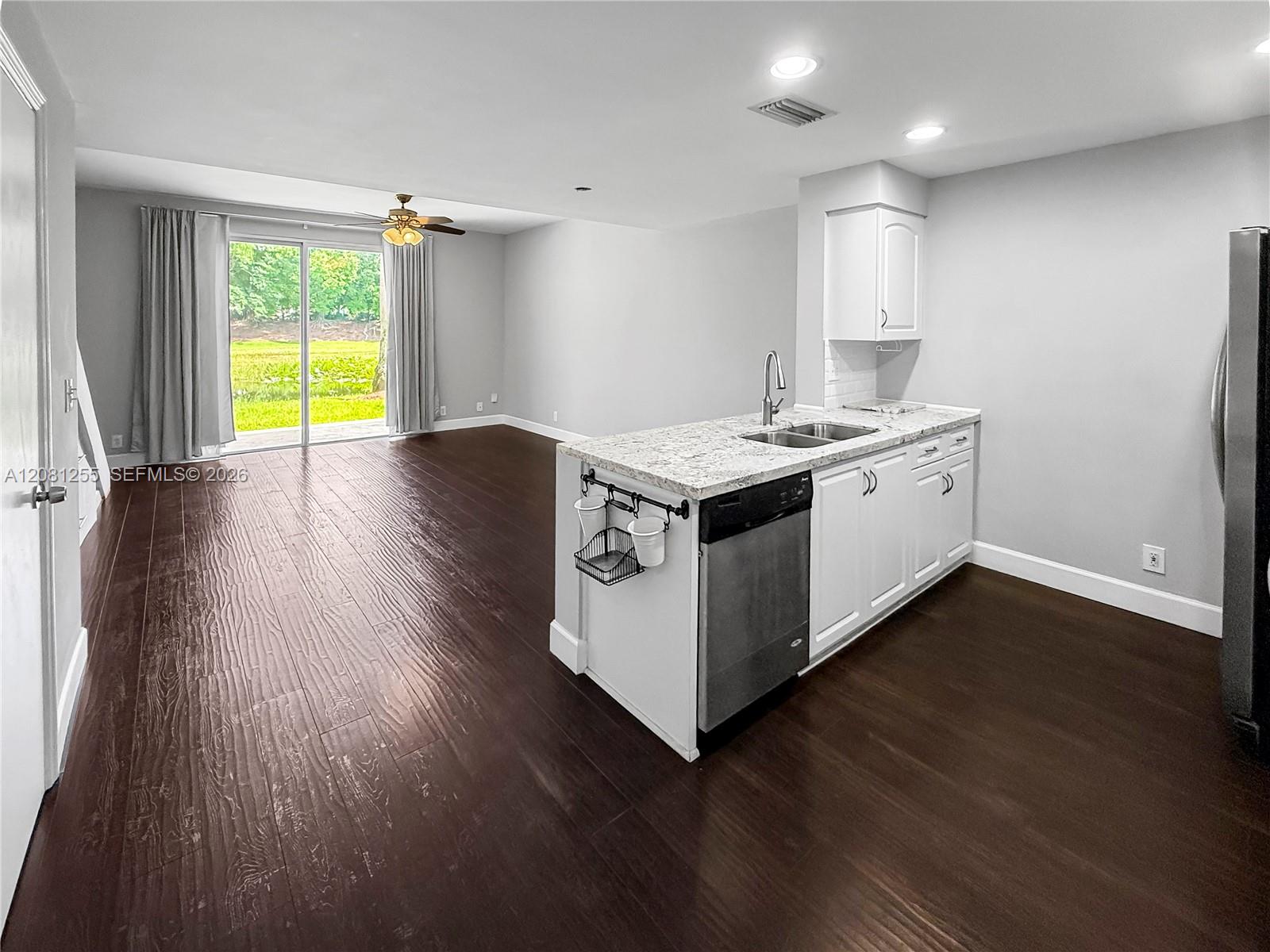 1606 Veracruz Ln