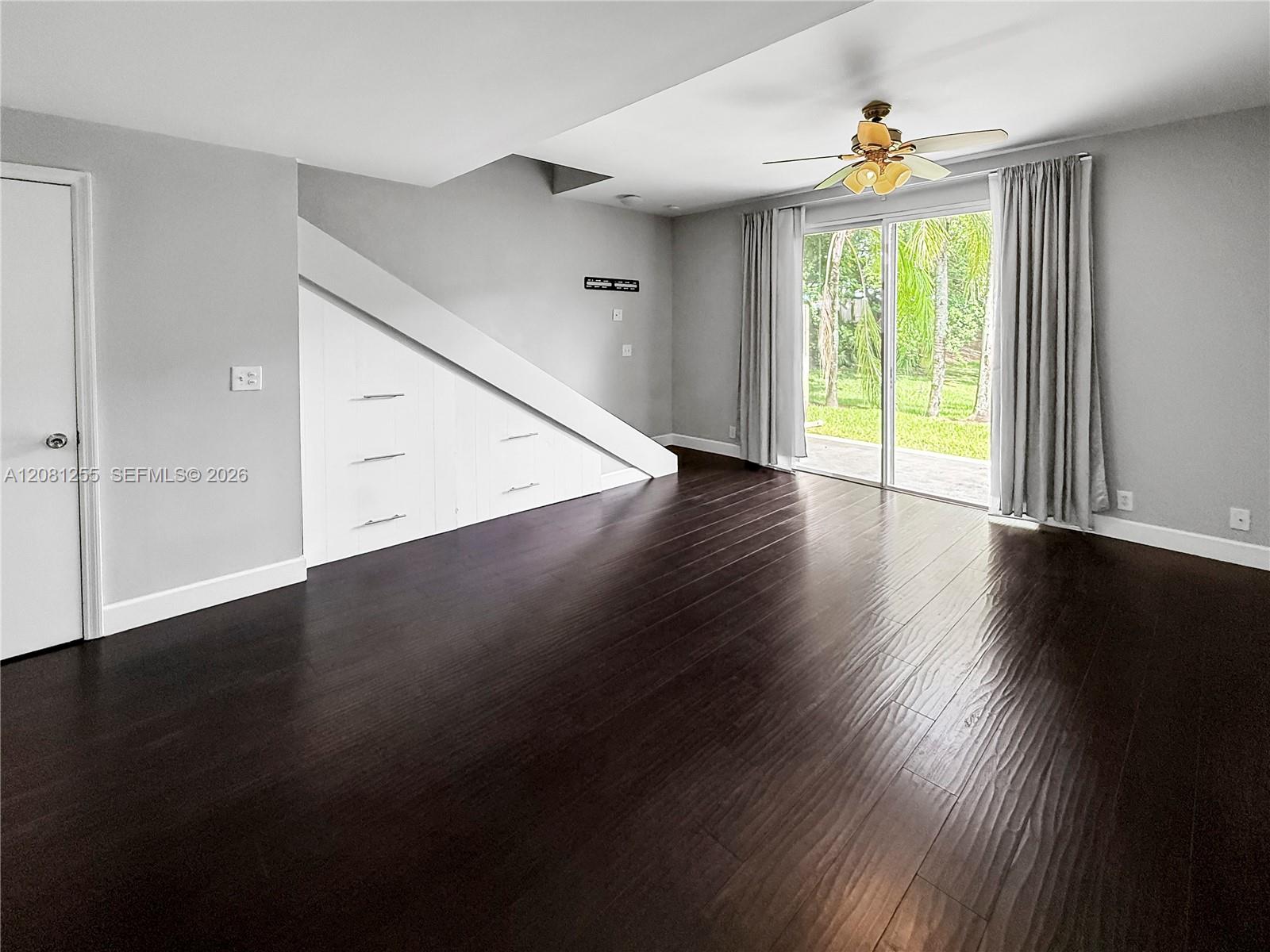 1606 Veracruz Ln