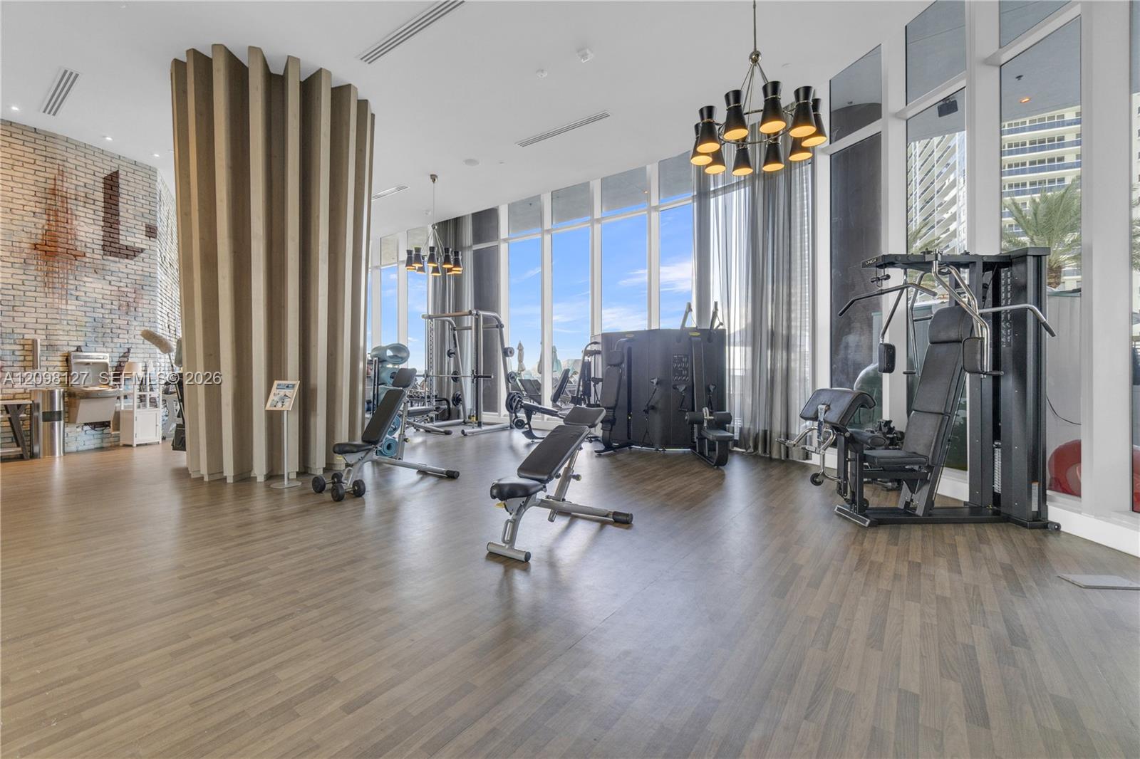 4111 S Ocean Dr # 1507