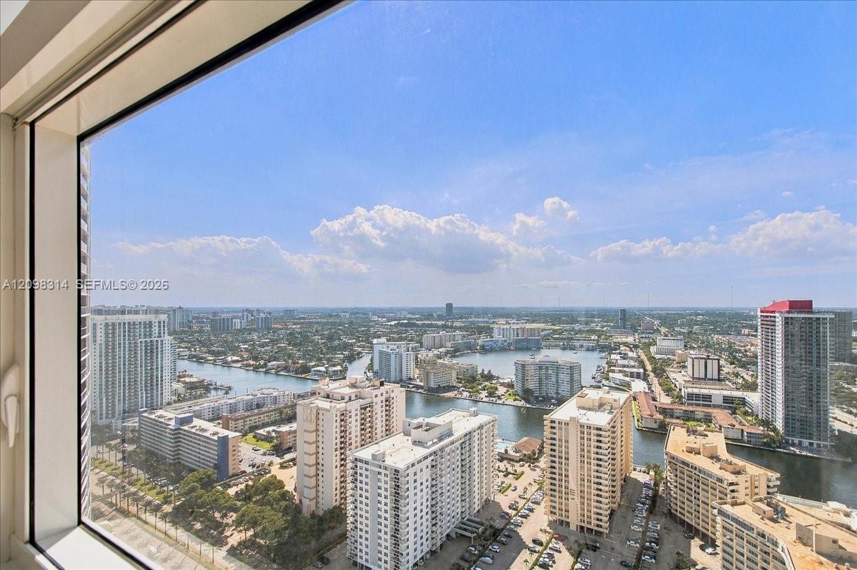 1830 S Ocean Dr # 3607