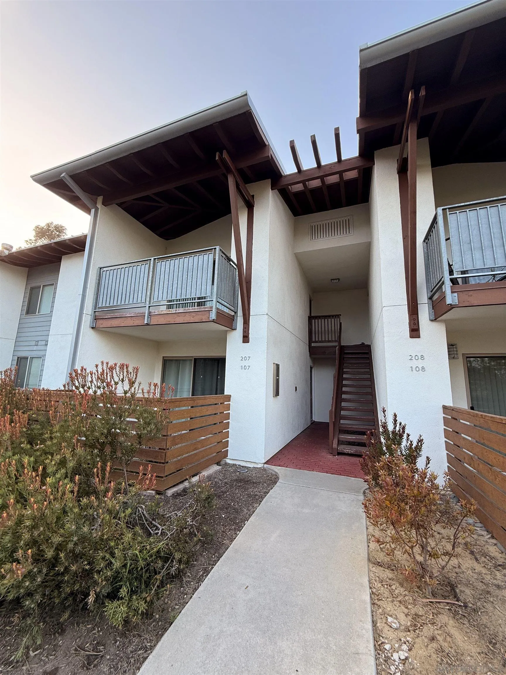 1810 S El Camino Real Unit 207