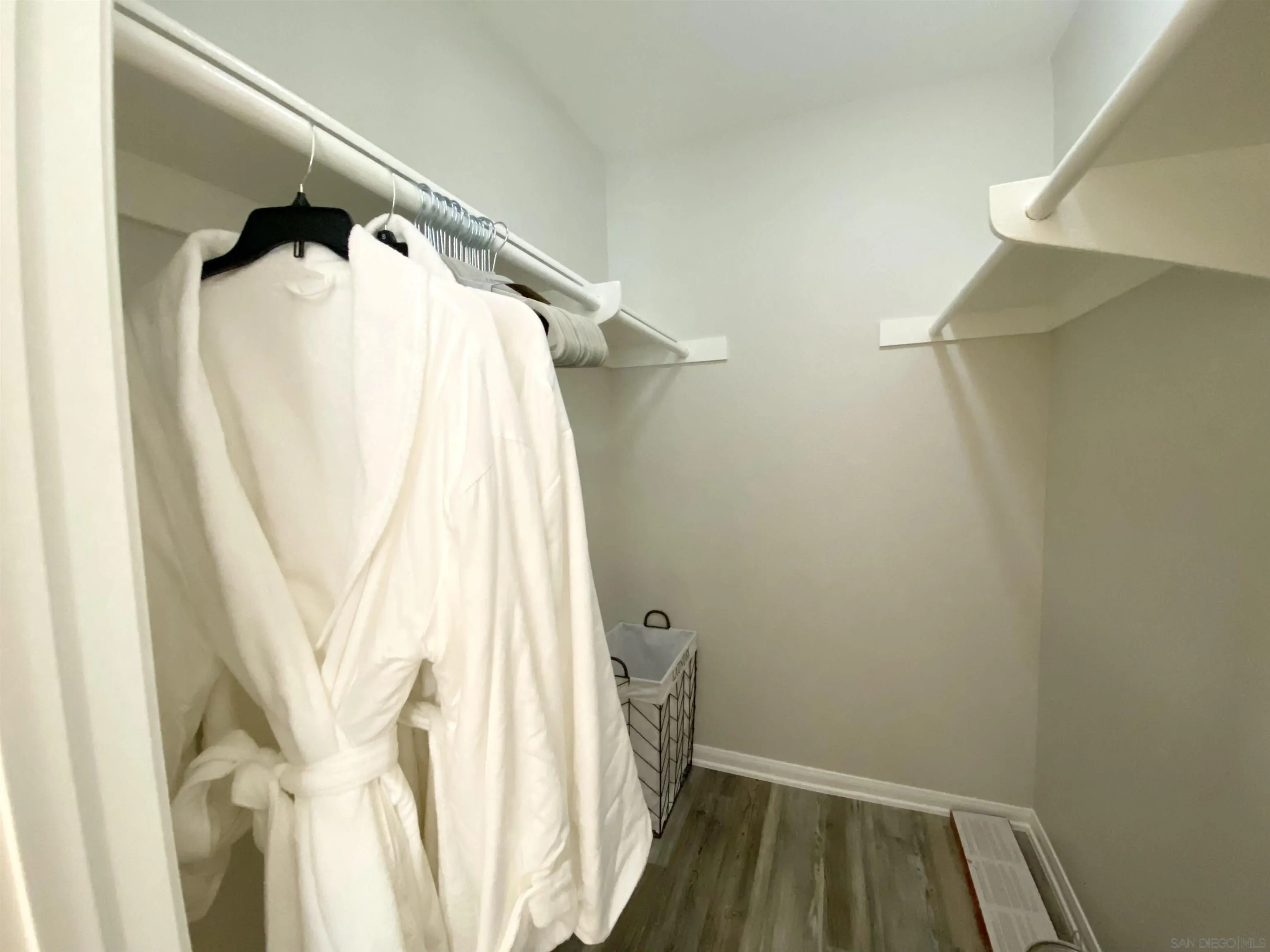 1810 S El Camino Real Unit 207