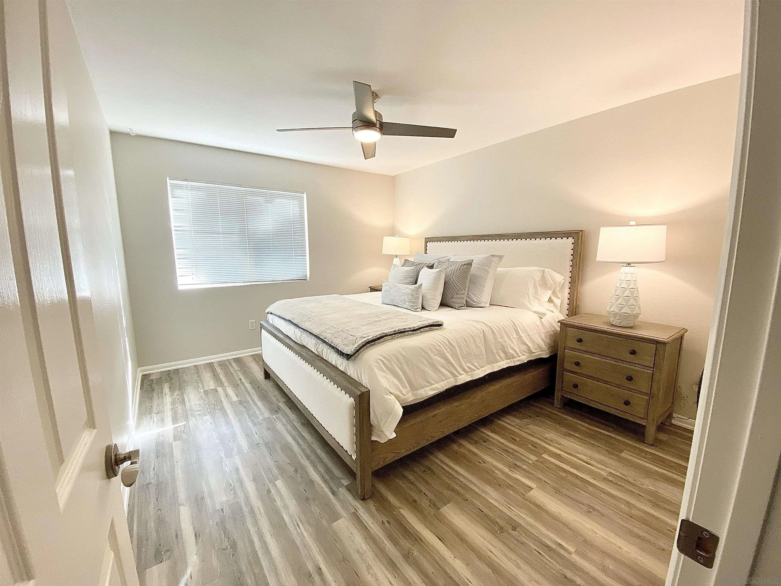 1810 S El Camino Real Unit 207