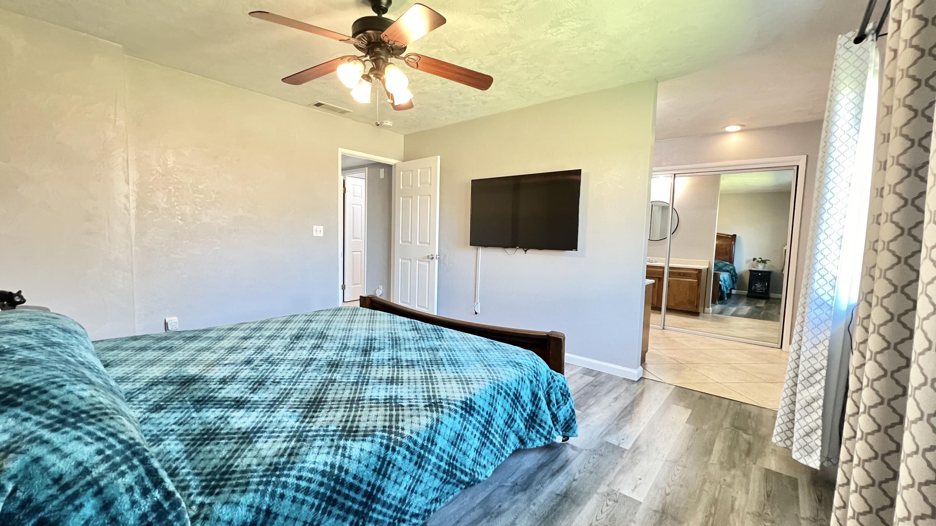 2948 W Country Court