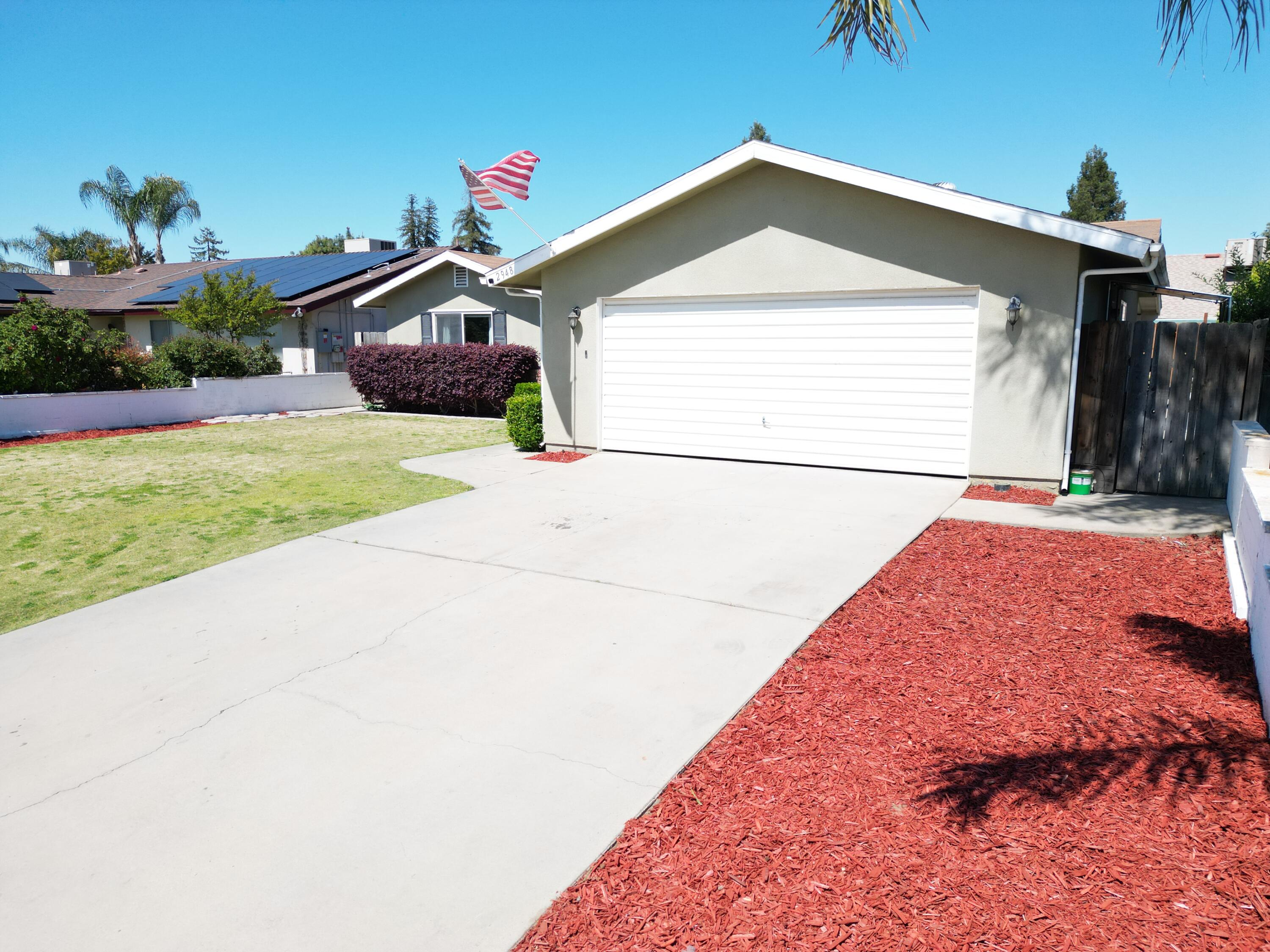 2948 W Country Court
