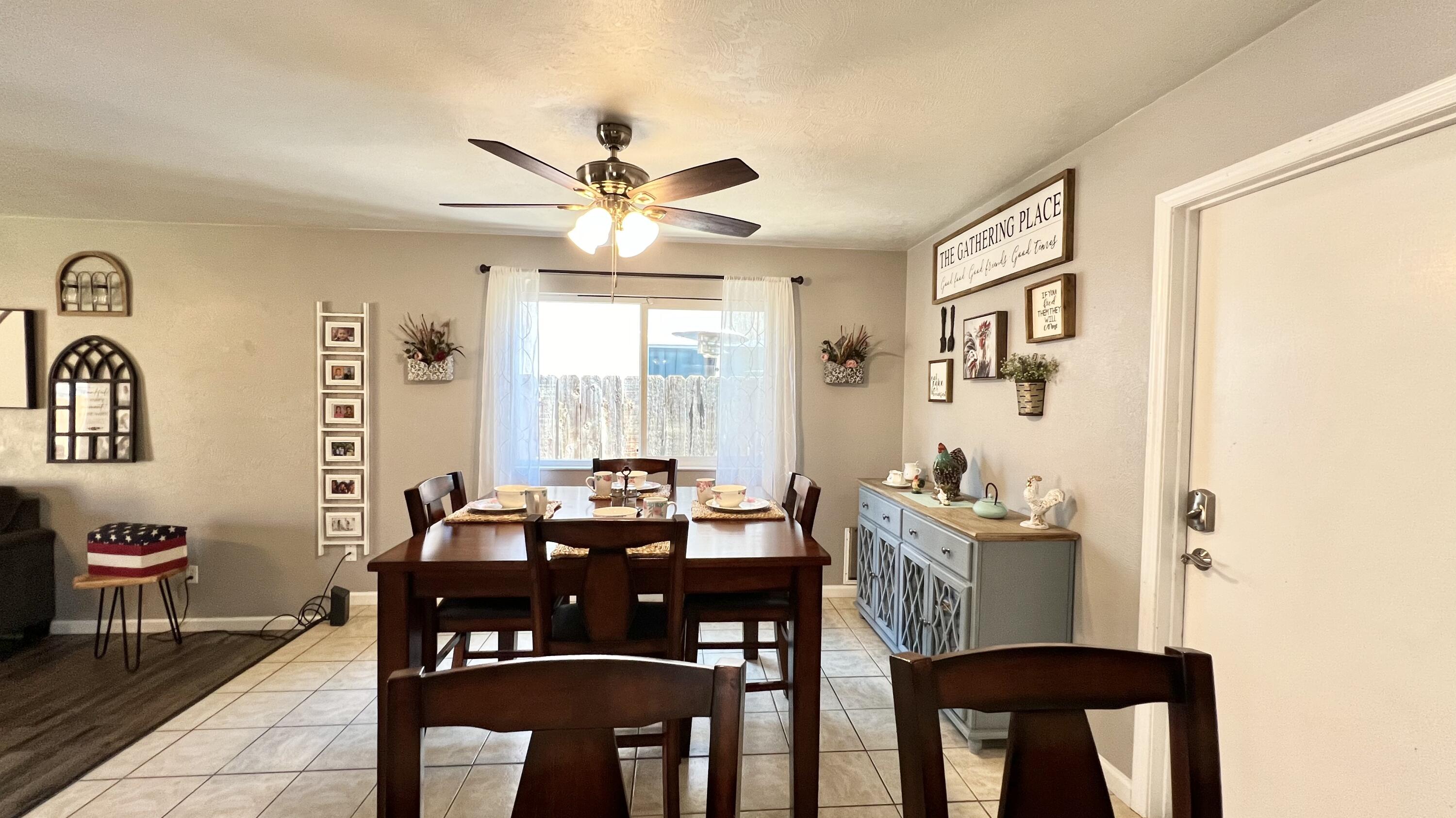 2948 W Country Court