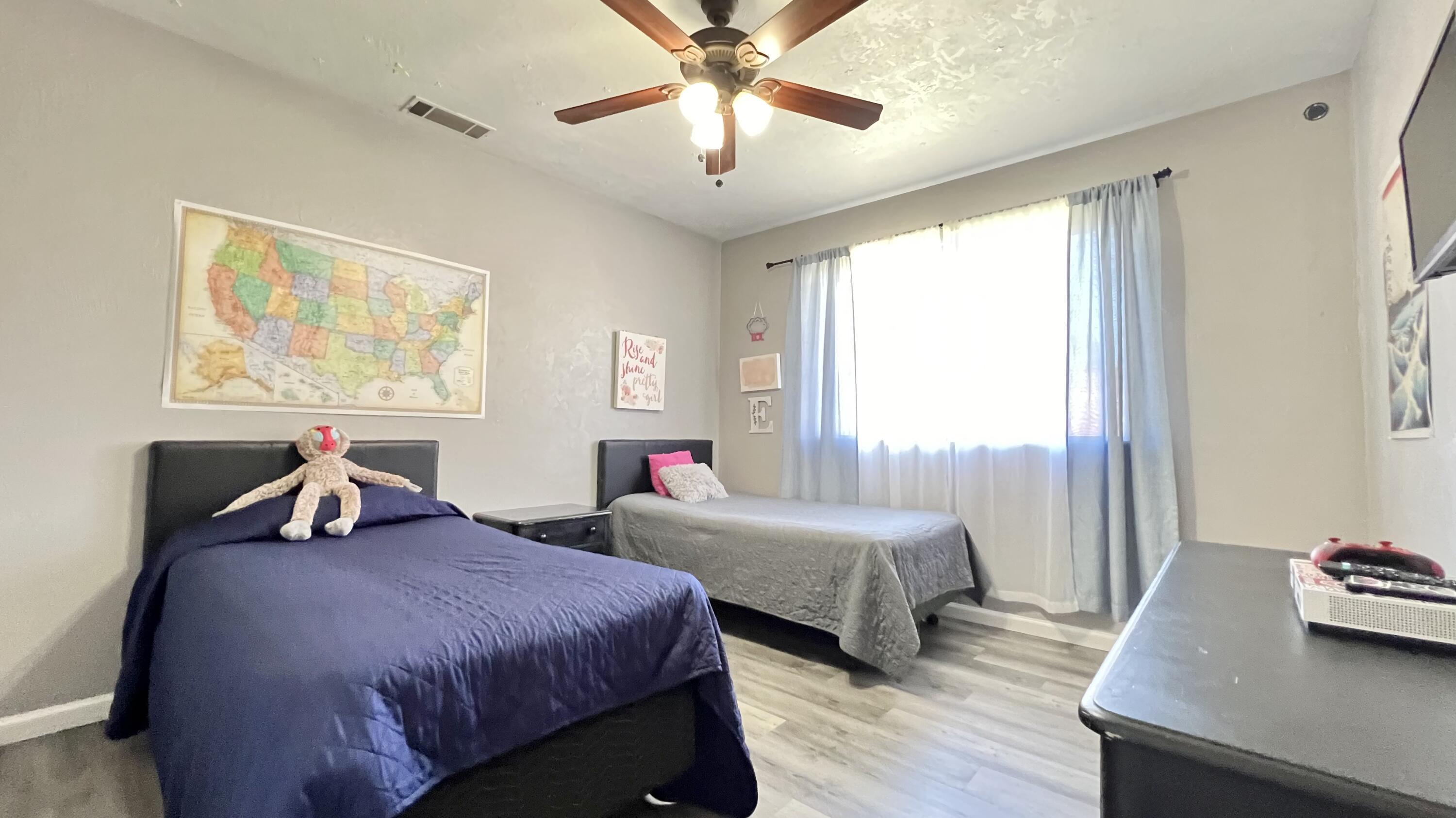 2948 W Country Court