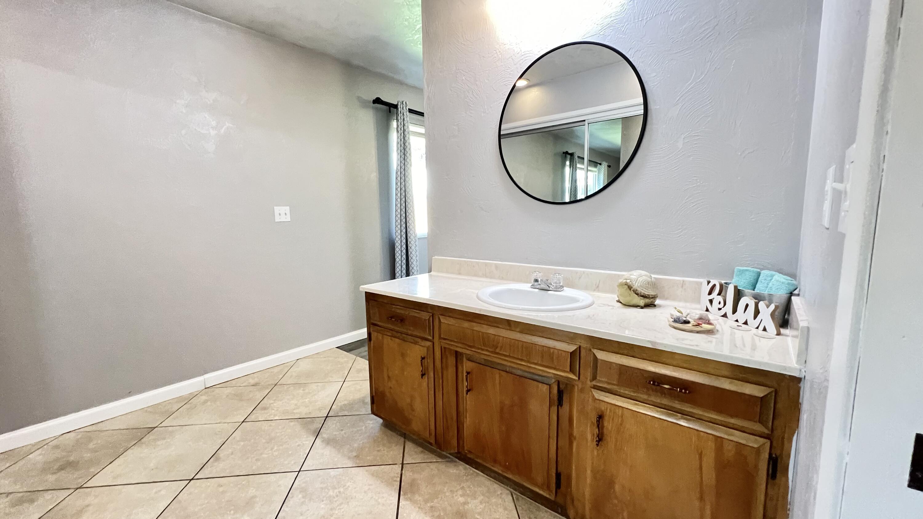 2948 W Country Court