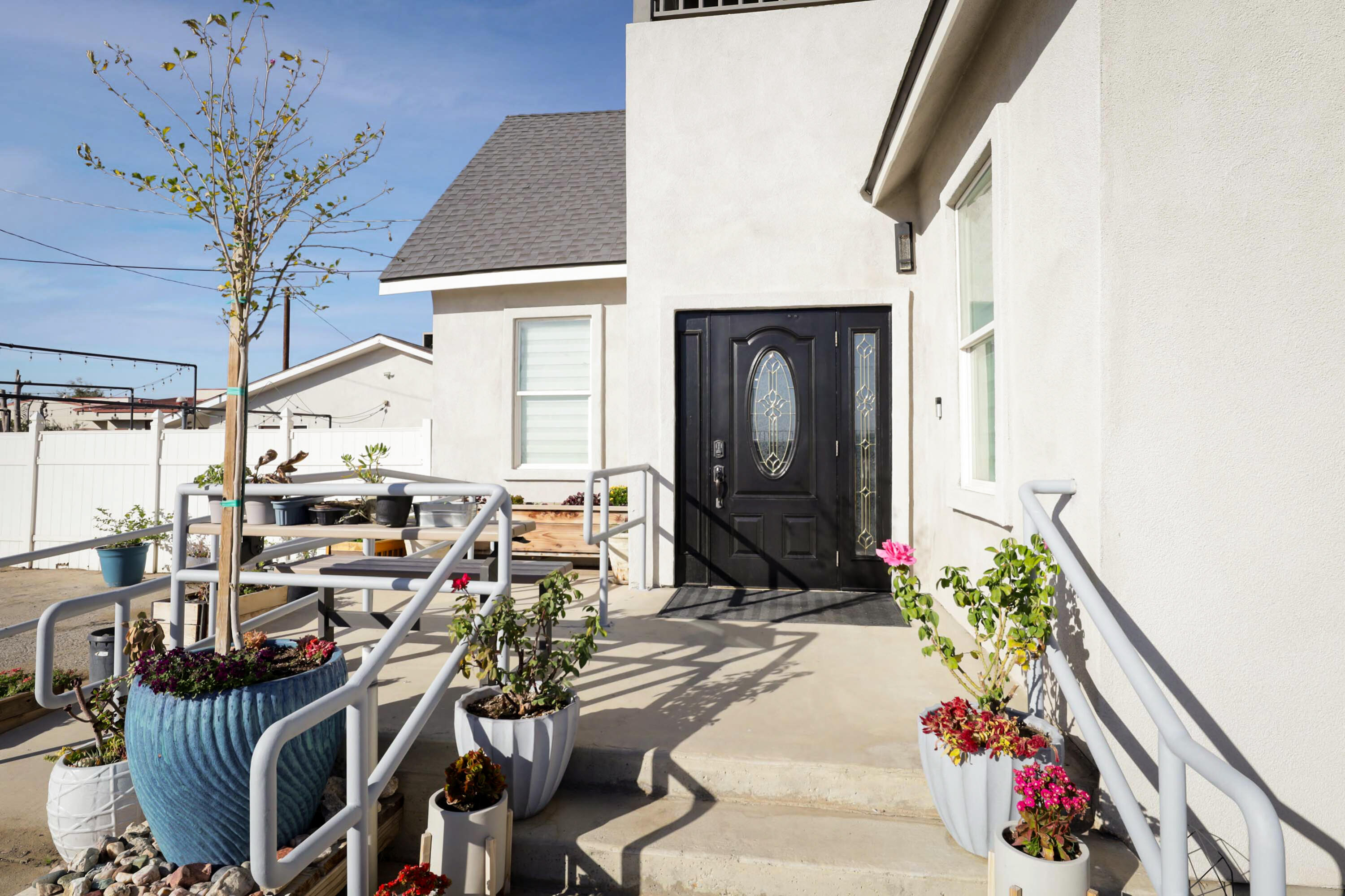 4620 Taft Highway