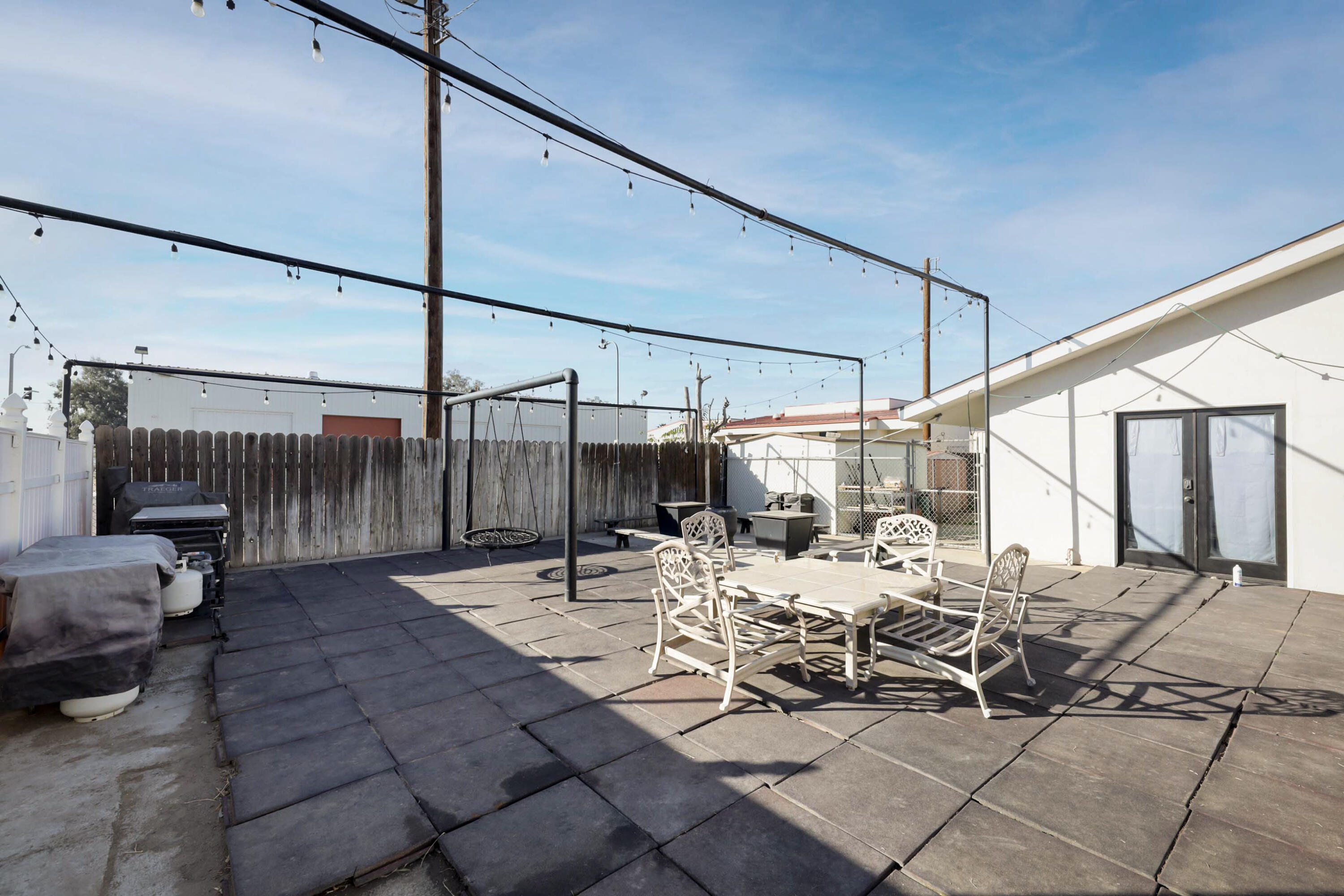 4620 Taft Highway