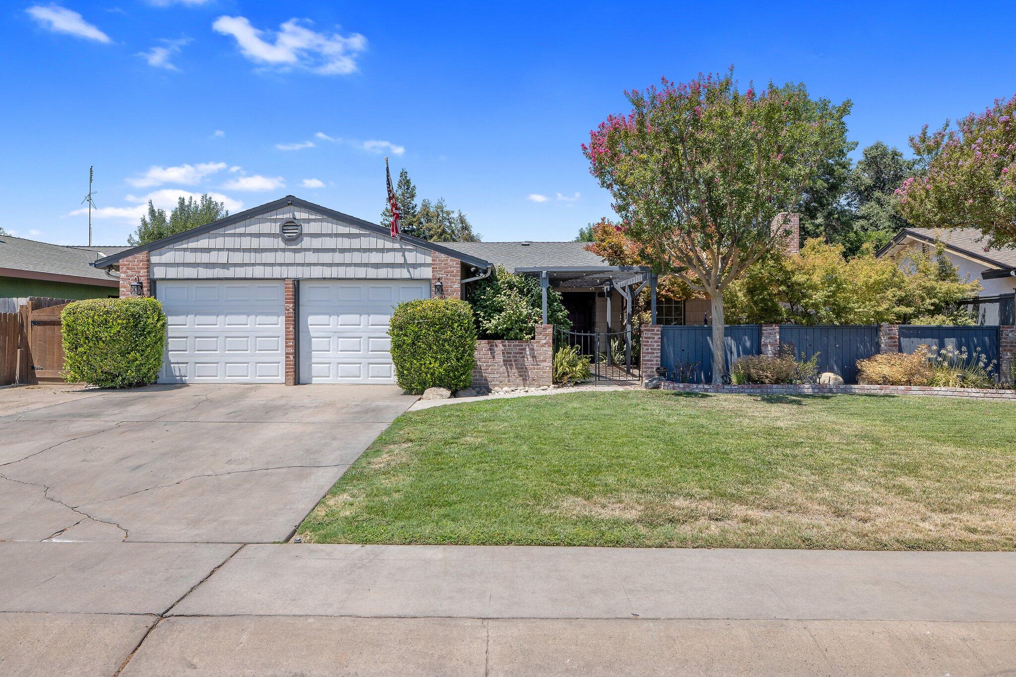 2705 S Sowell Street