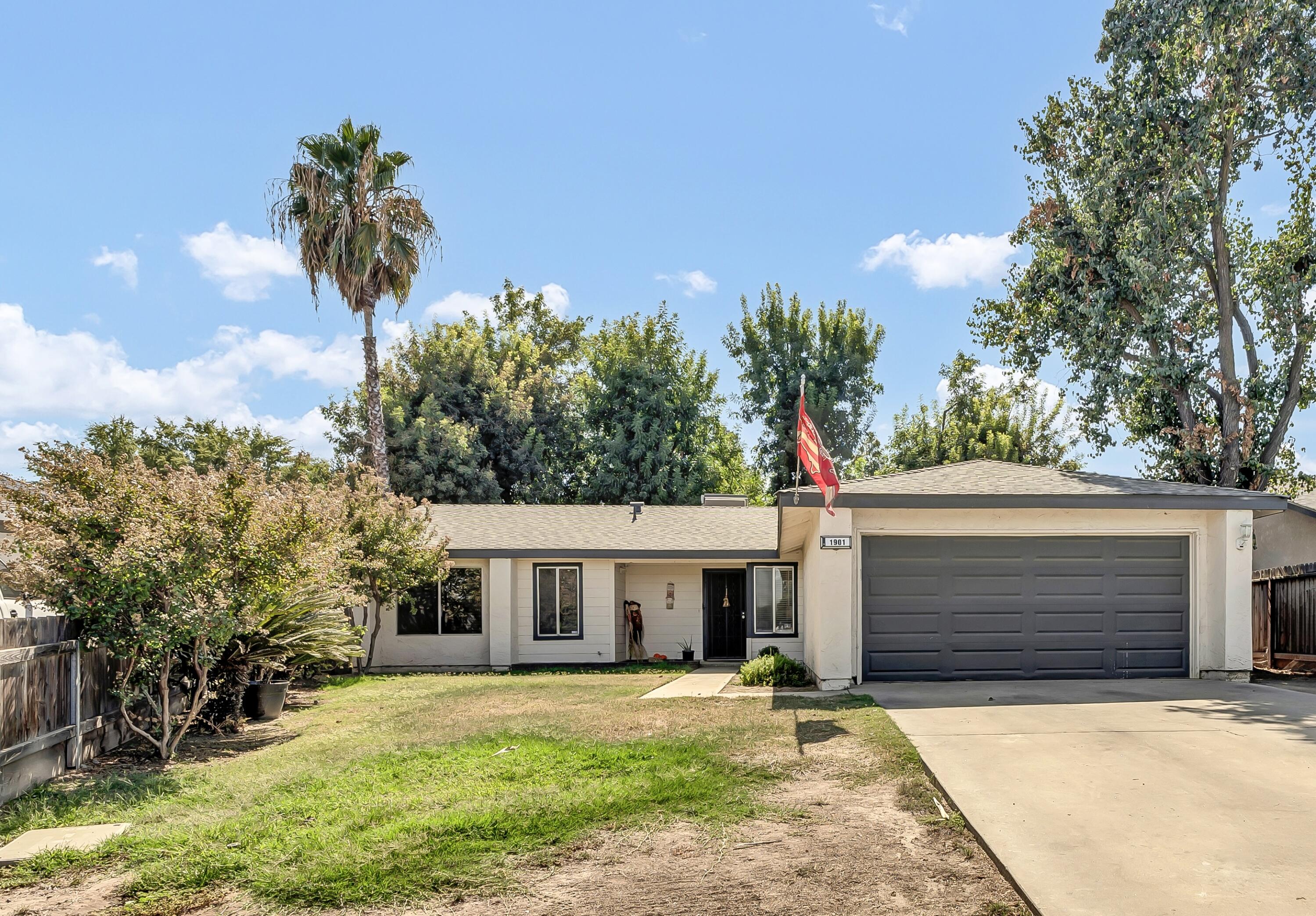 1901 W Oriole Avenue