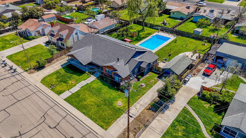 4005 W Iris Avenue