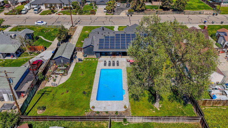 4005 W Iris Avenue