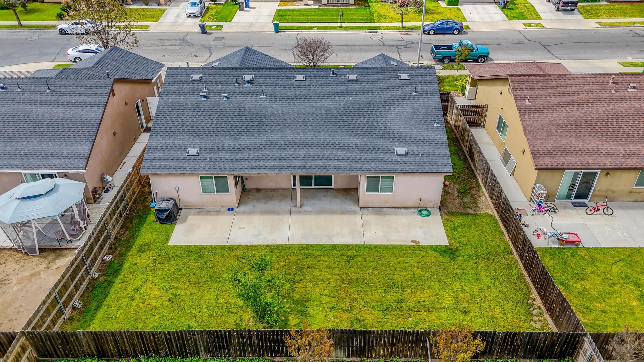 528 Topanga Street