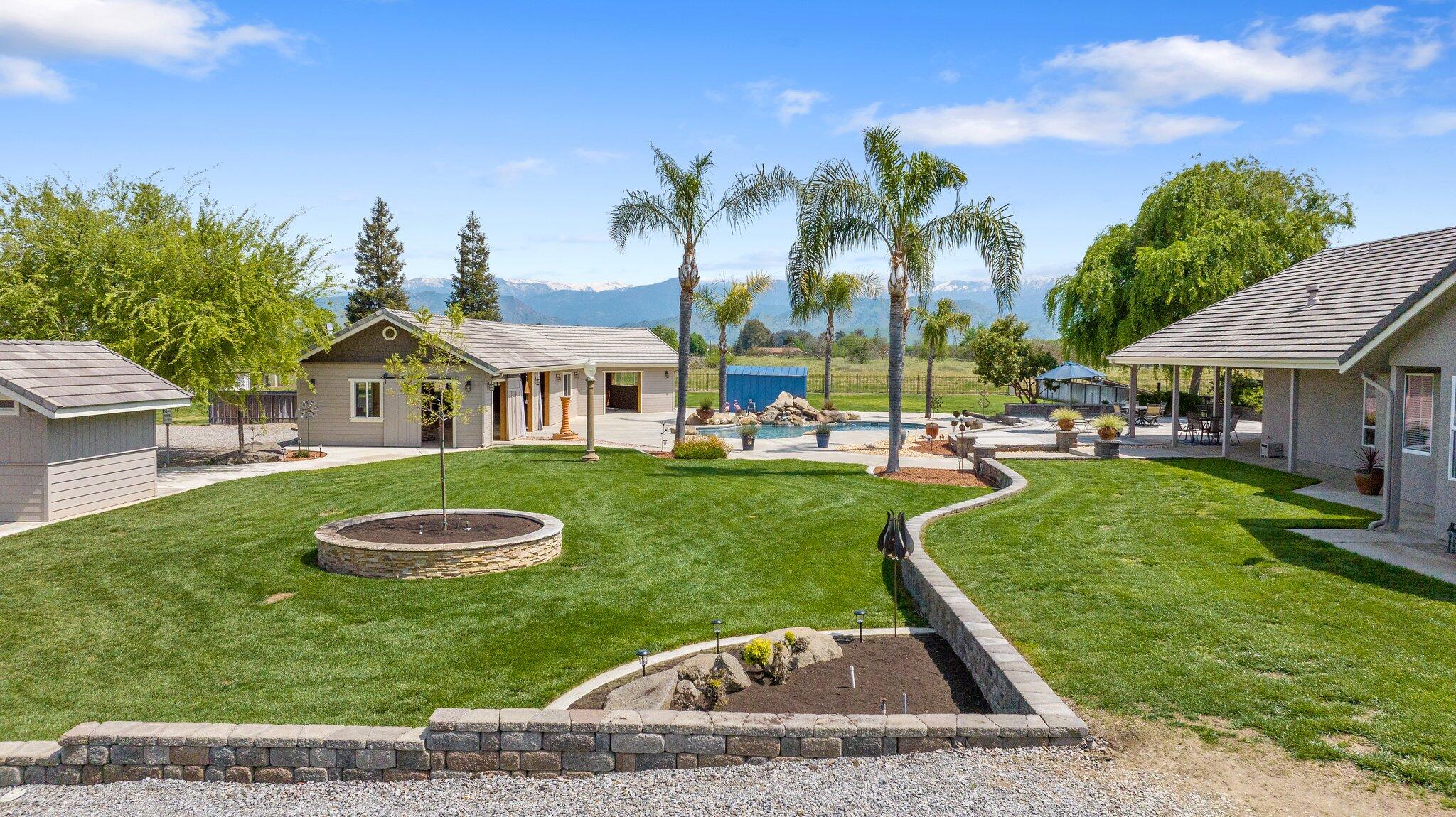 21488 Ave 332