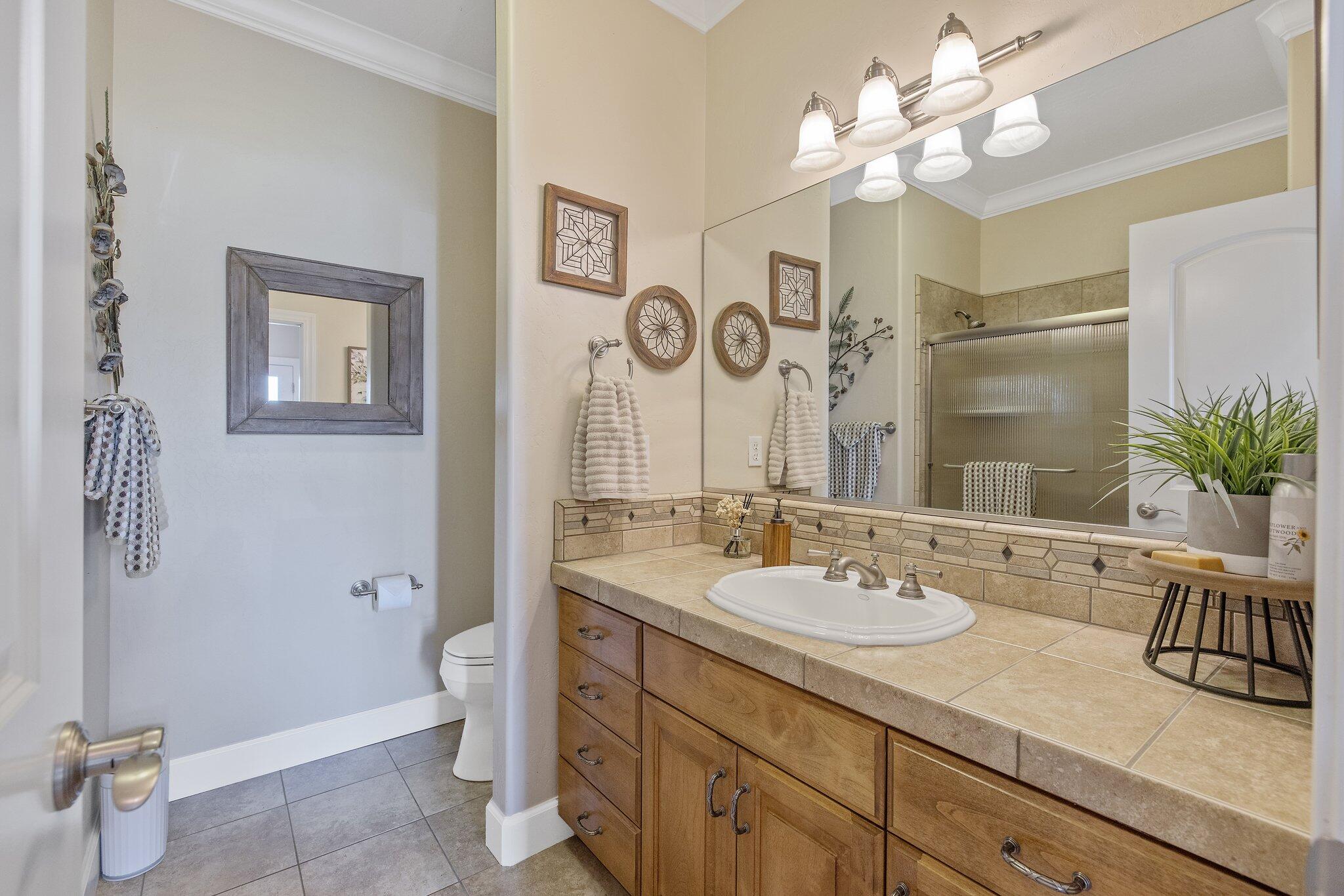 21488 Ave 332