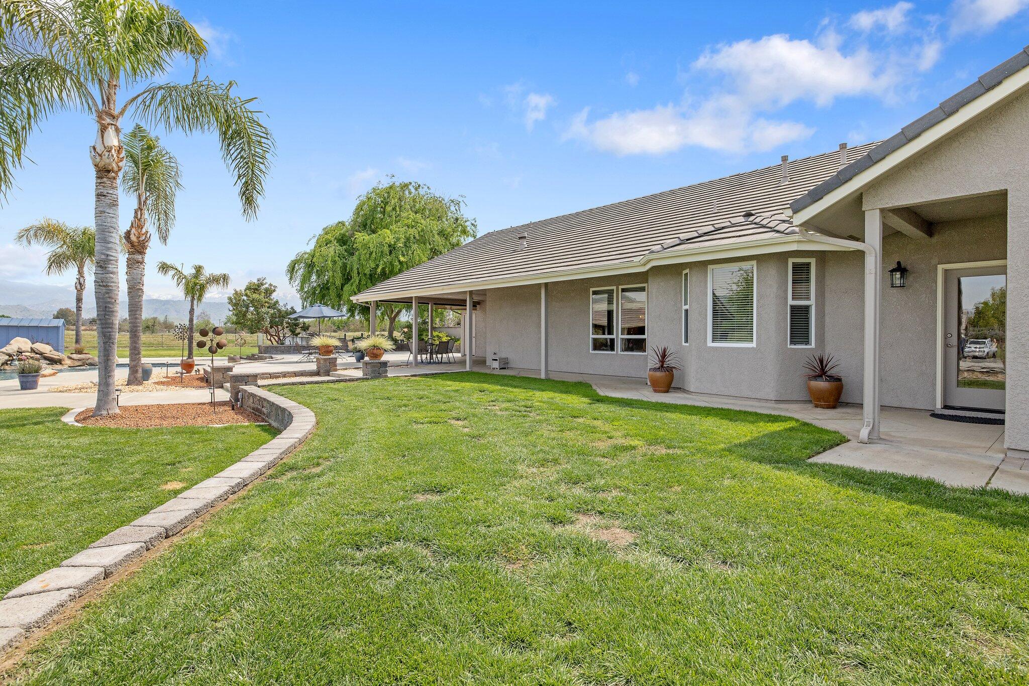 21488 Ave 332