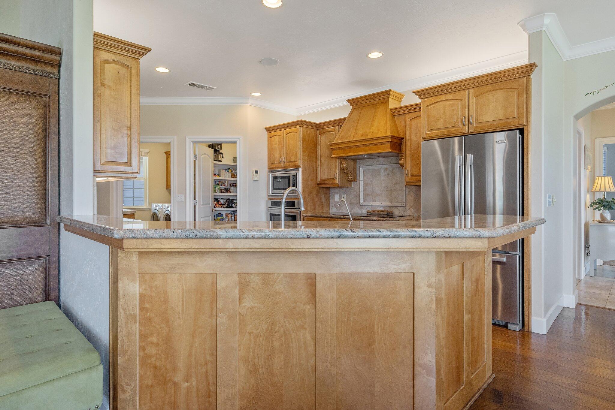 21488 Ave 332