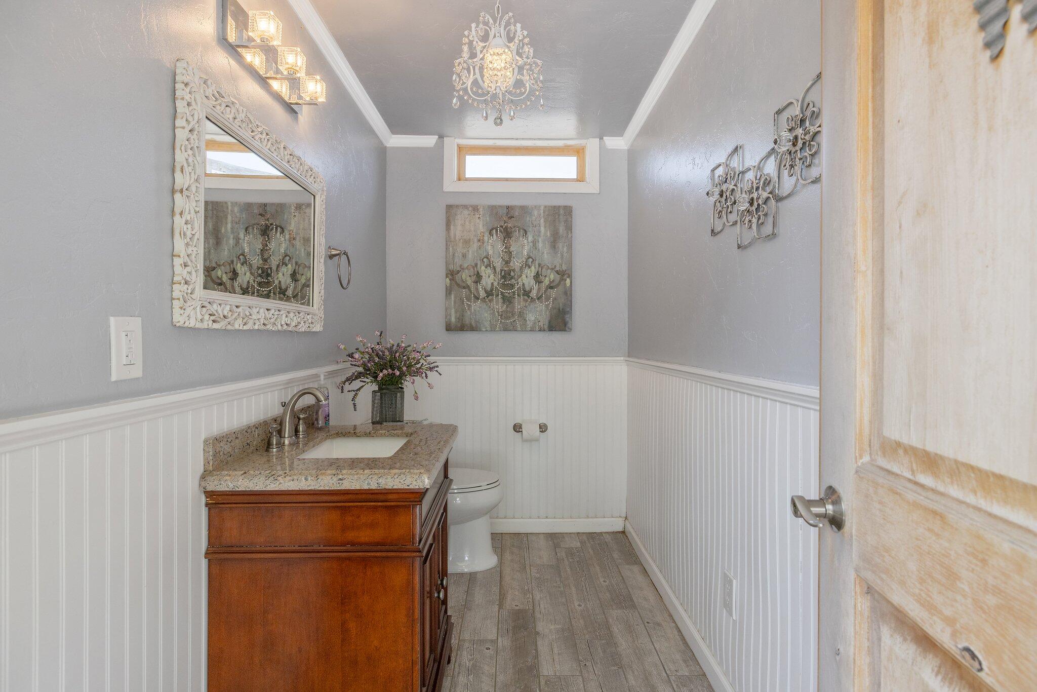 21488 Ave 332