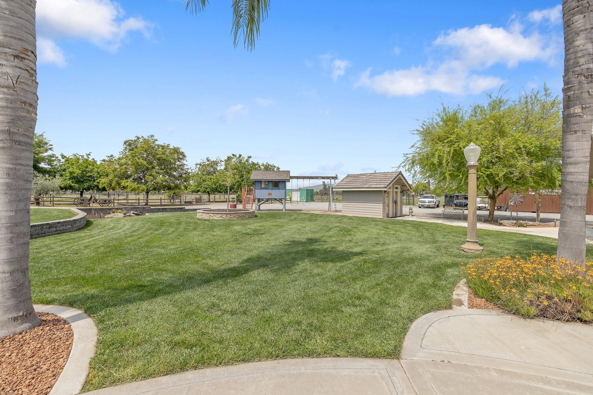 21488 Ave 332