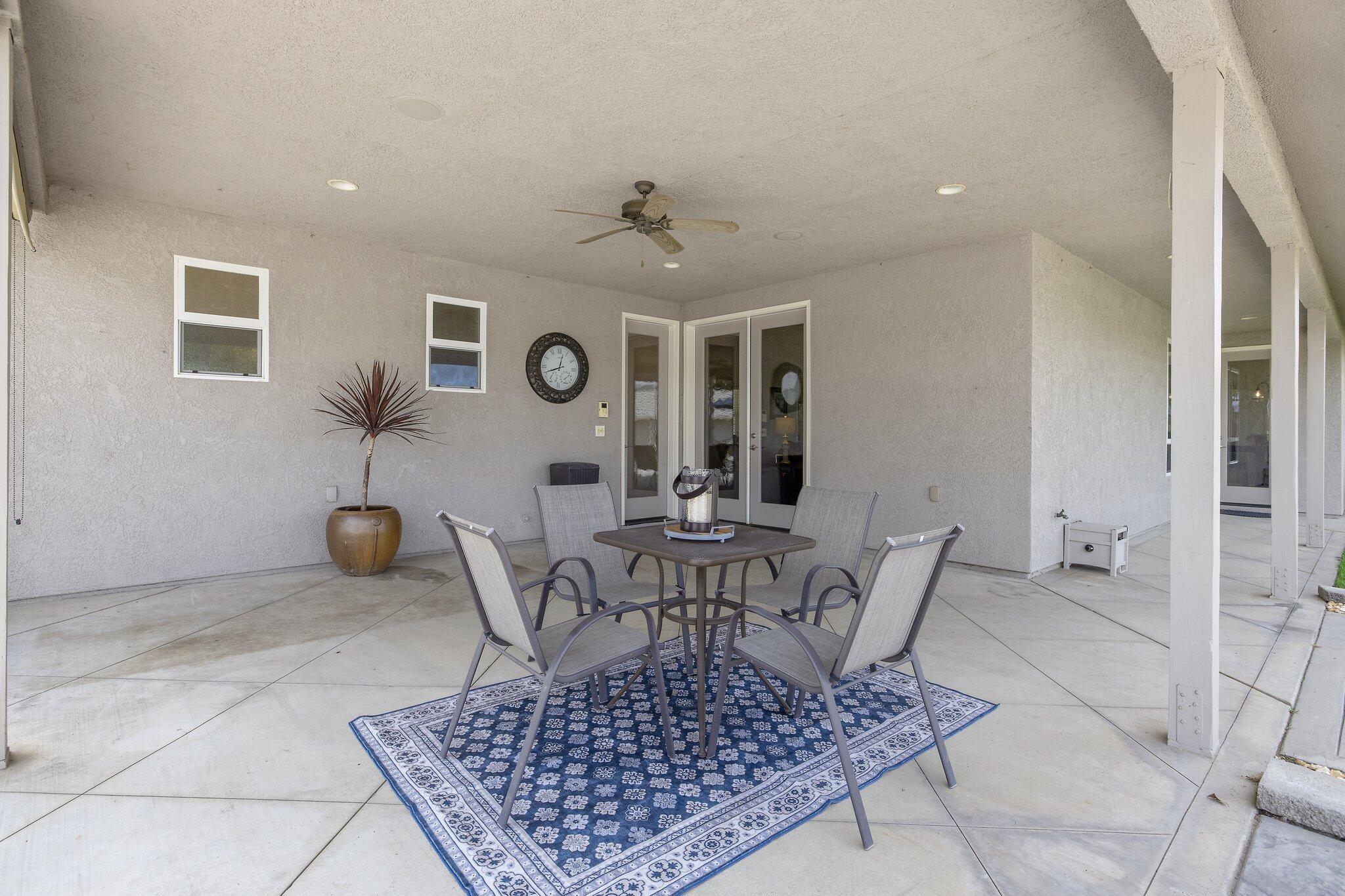 21488 Ave 332