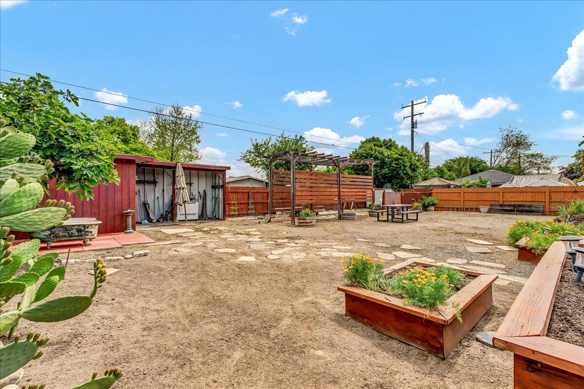1300 S Fairway Street