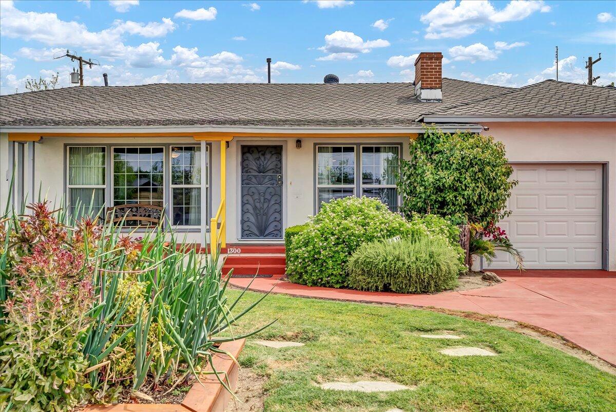 1300 S Fairway Street