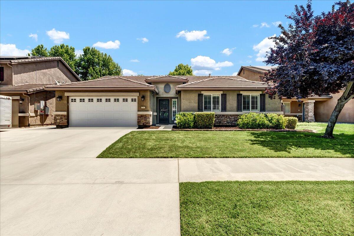 3038 N Linda Vista Court