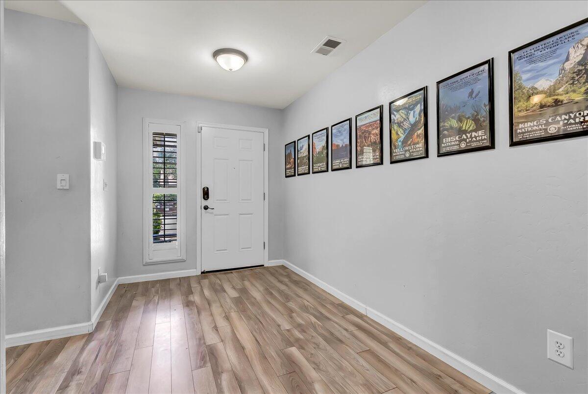 3038 N Linda Vista Court