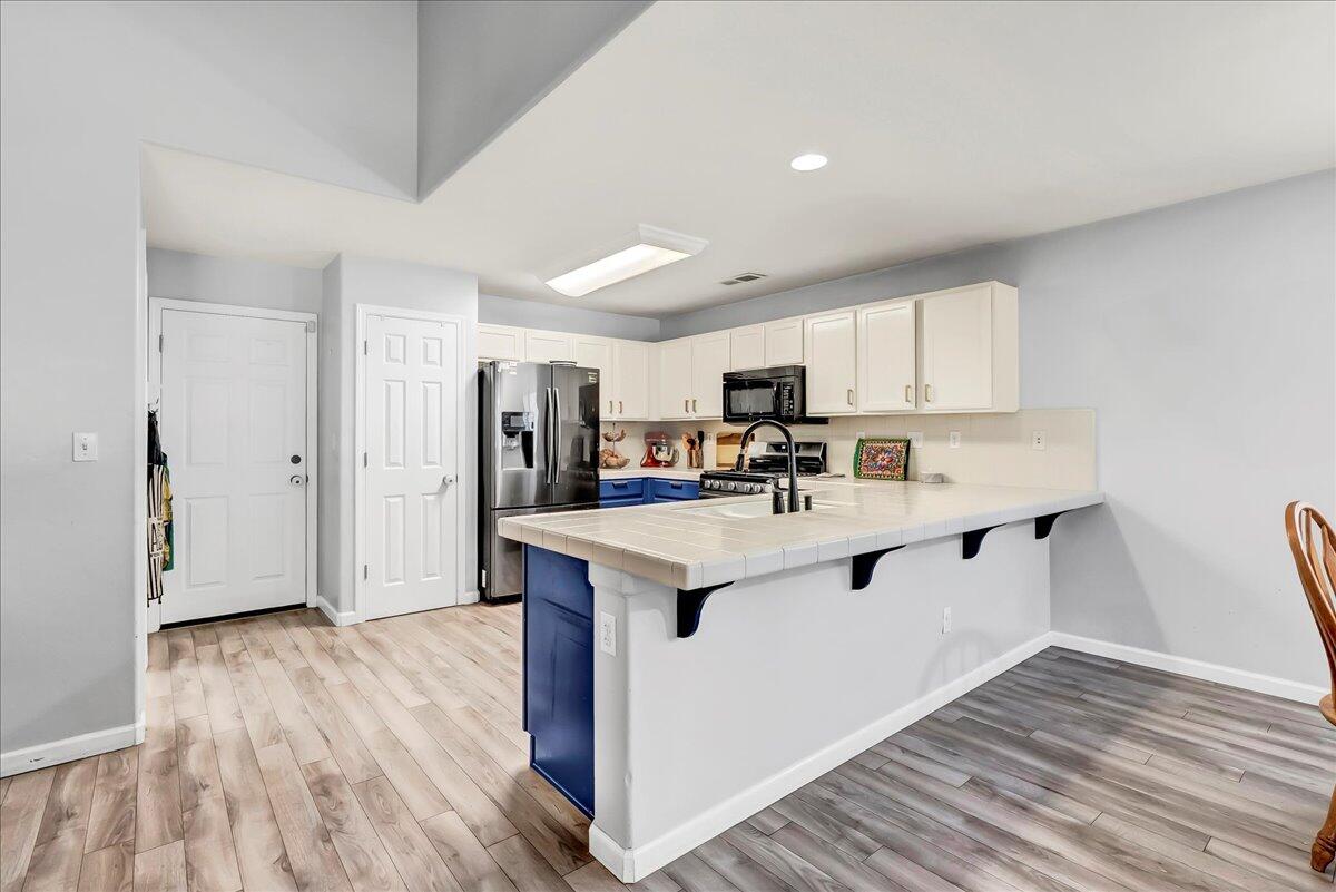 3038 N Linda Vista Court
