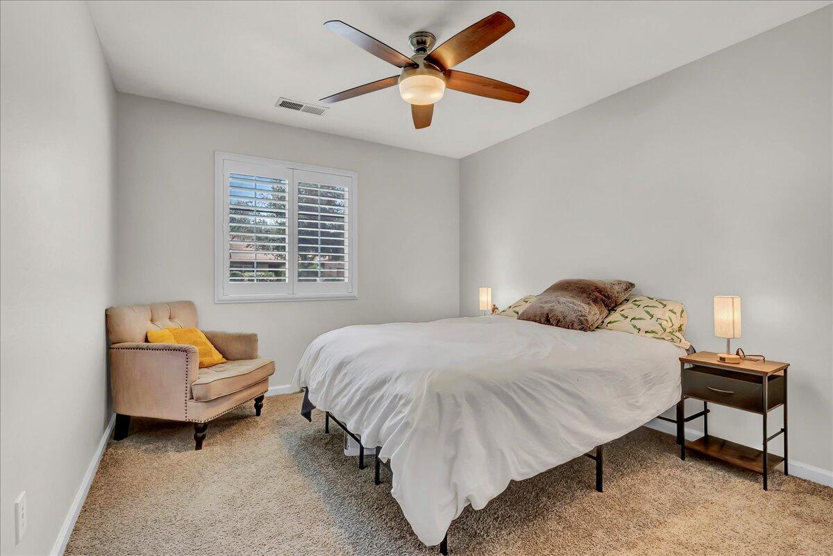 3038 N Linda Vista Court