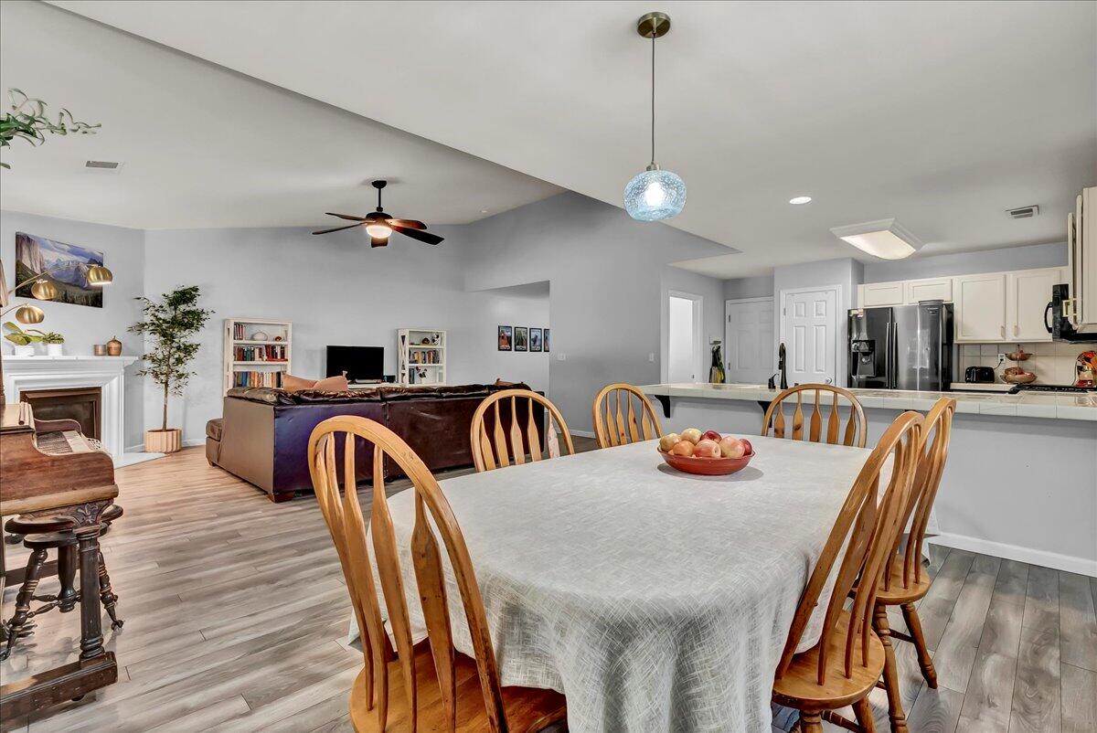 3038 N Linda Vista Court