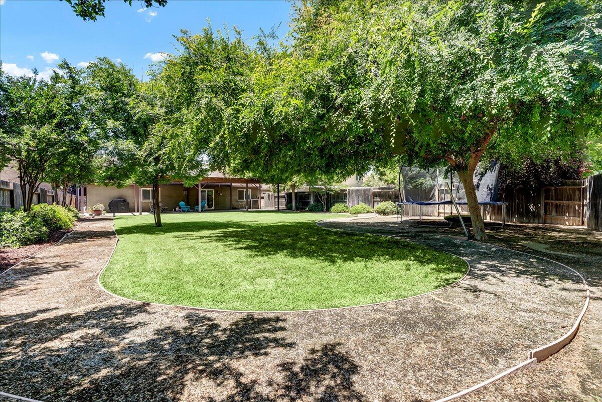 3038 N Linda Vista Court