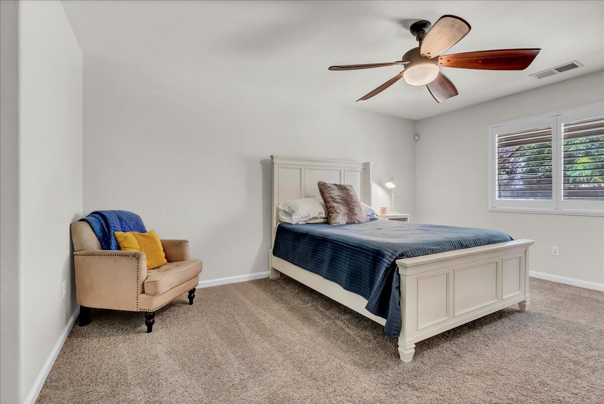 3038 N Linda Vista Court