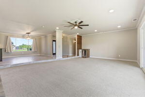 850 W Palmer Circle