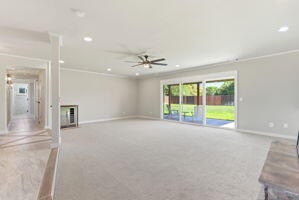 850 W Palmer Circle