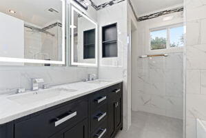 850 W Palmer Circle