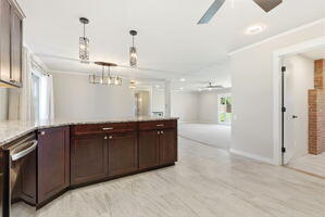 850 W Palmer Circle