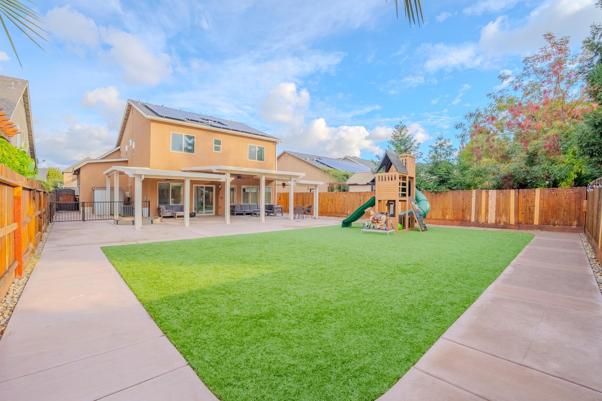 2241 N Sallee Court
