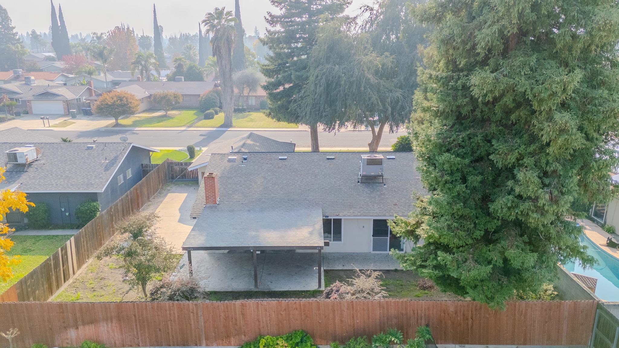 1136 W Seeger Avenue