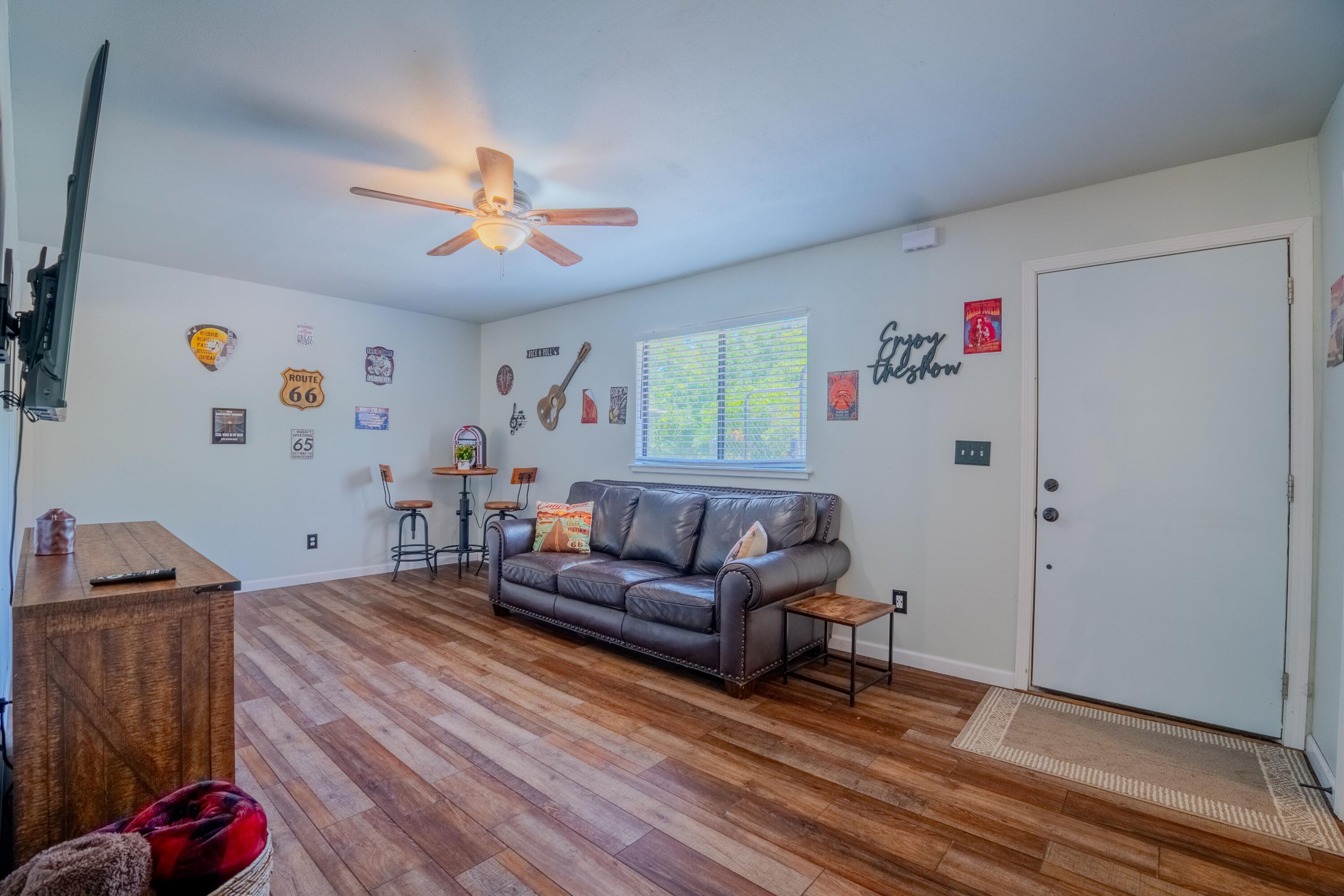 33301 Road 233