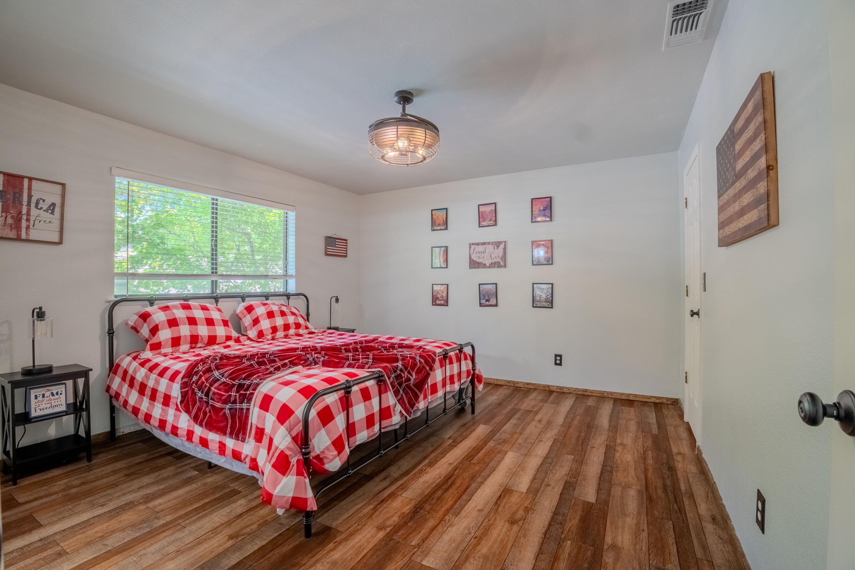 33301 Road 233