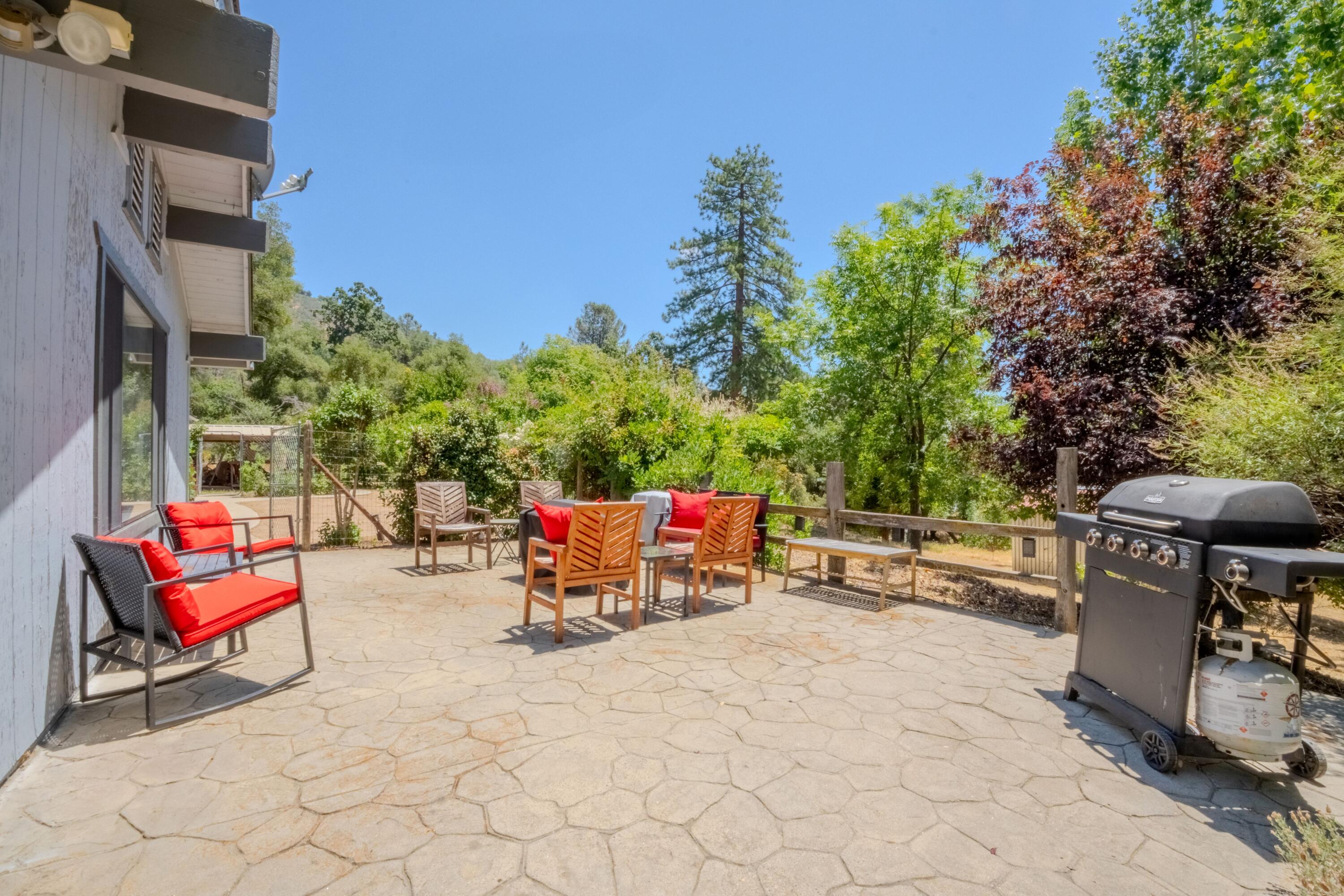 33301 Road 233