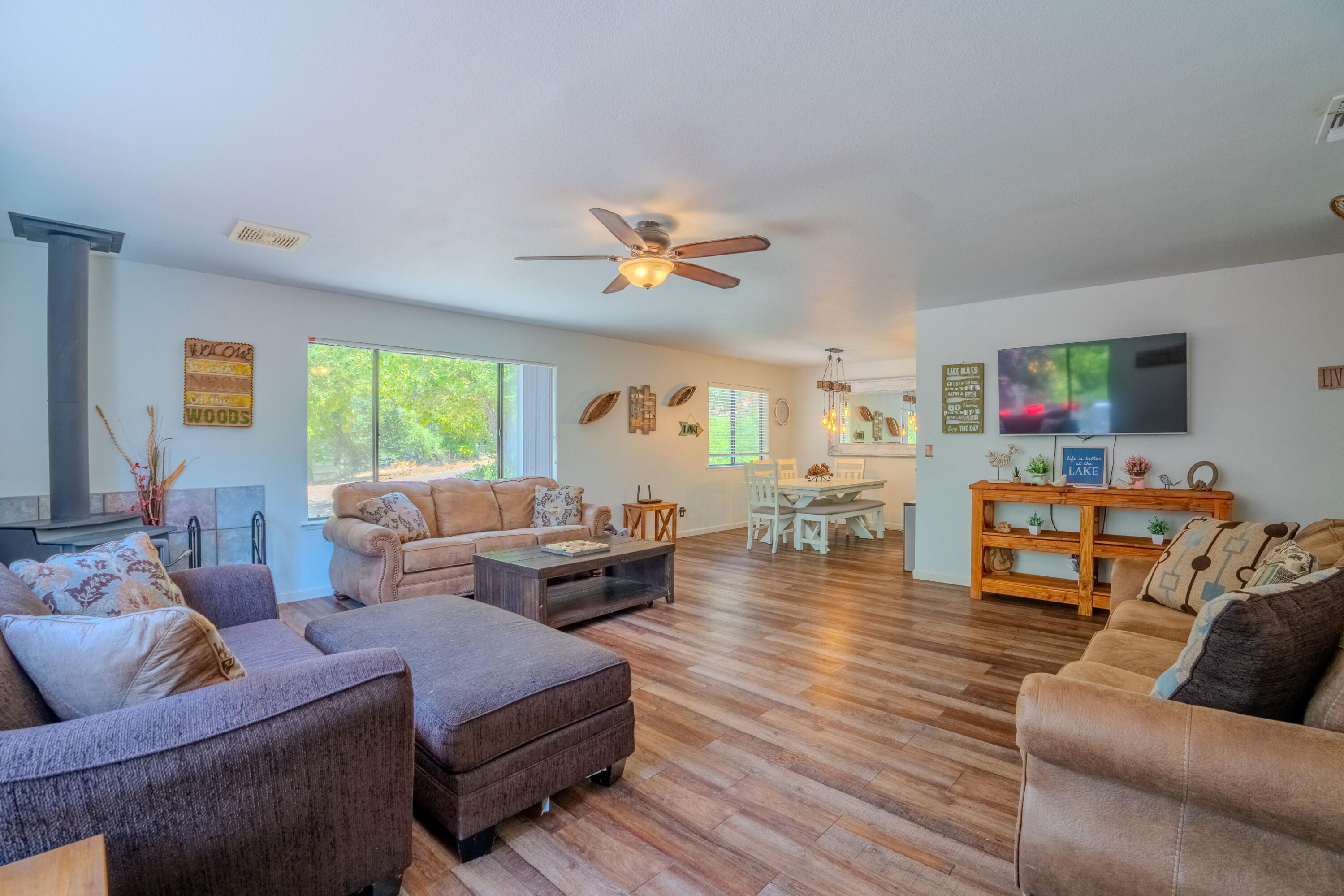 33301 Road 233