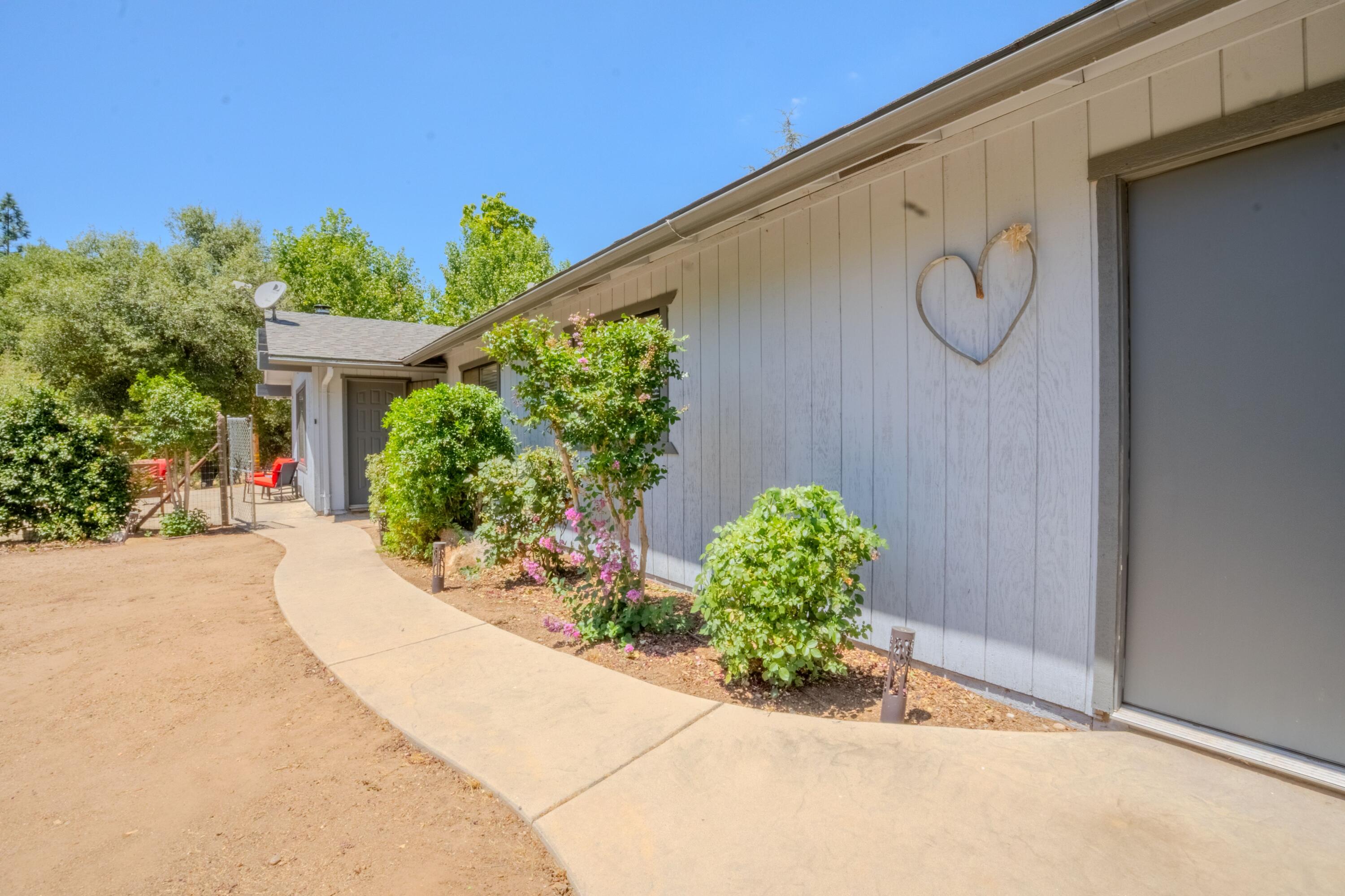 33301 Road 233