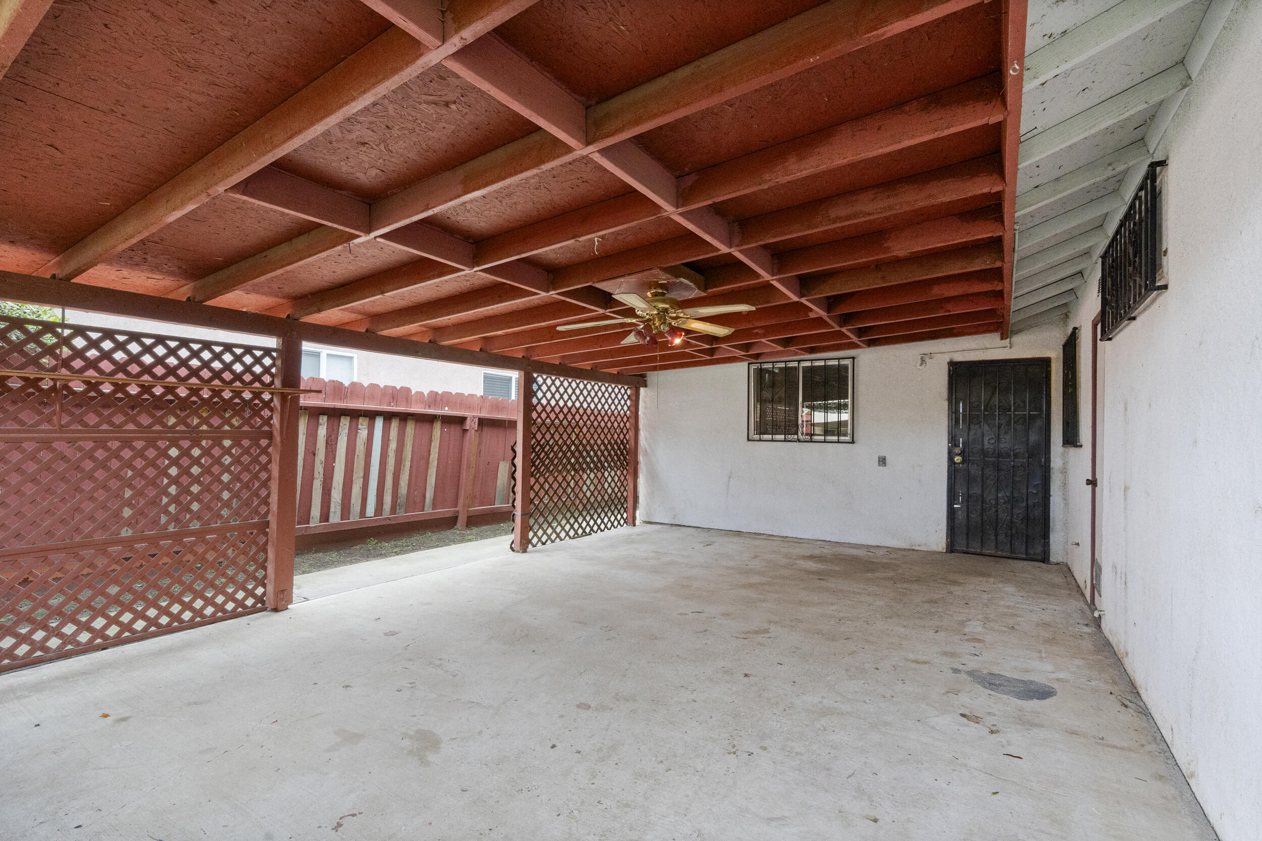309 E Kern Street