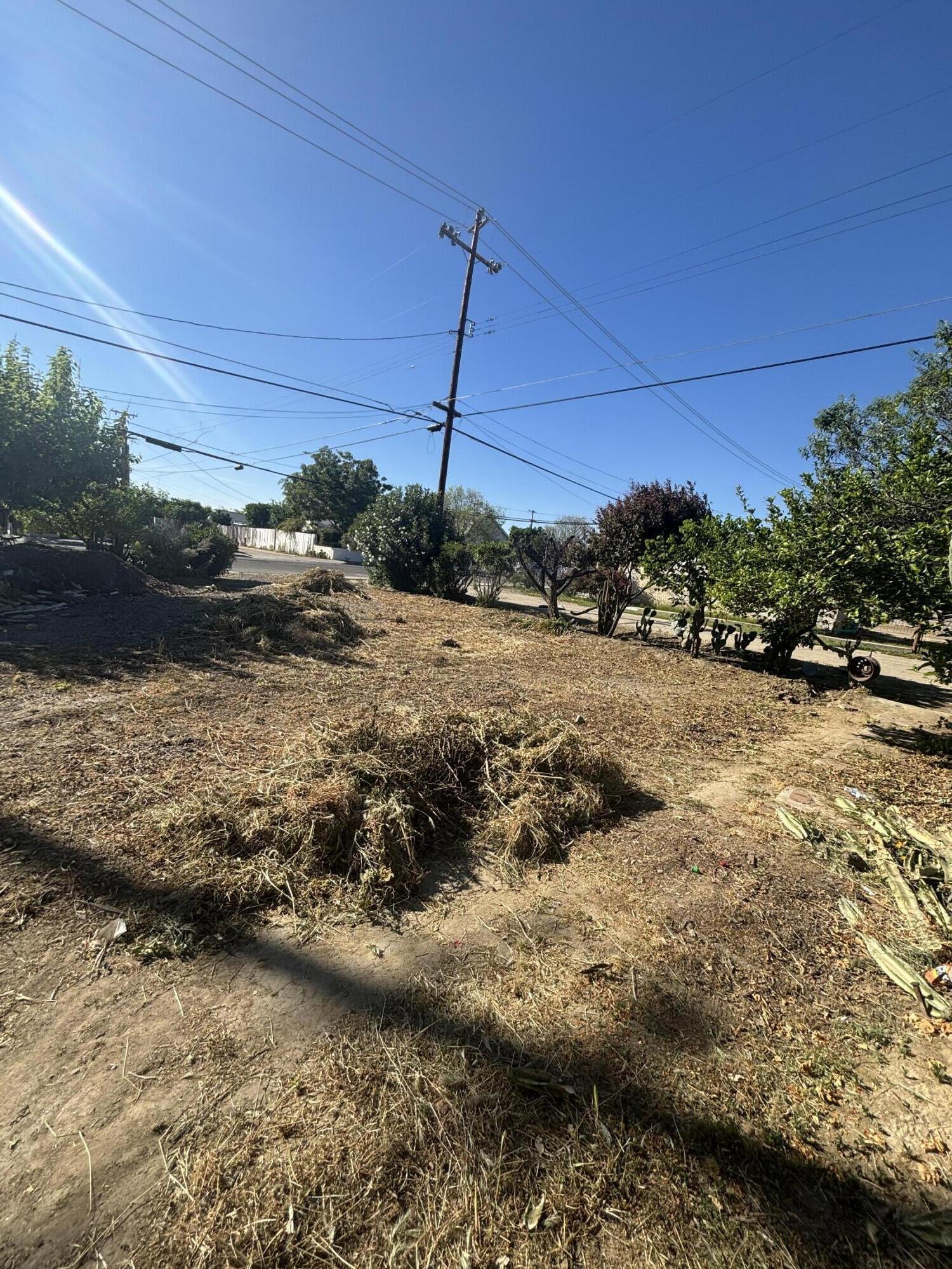 301 E Merced Street
